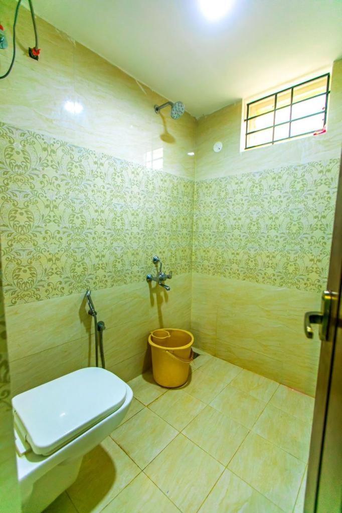 Dreamland Retreat With Swimming Pool Apartment Kottakuppam Bagian luar foto